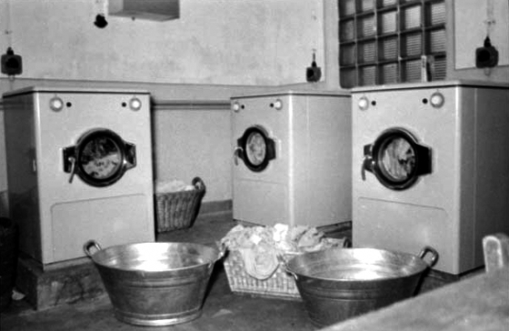 3 Waschmaschinen der FDJ-Schule Wilhelm Pieck am Bogensee