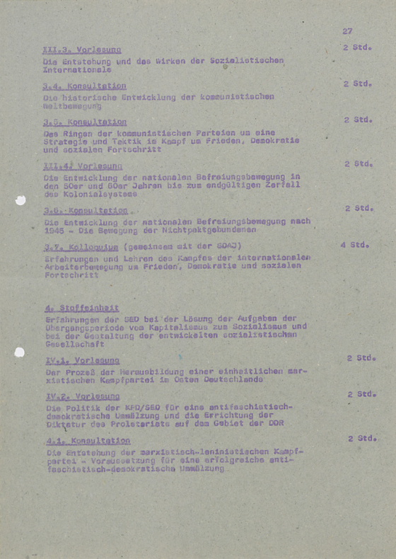 Lehrprogramm für internationale Studierende der FDJ-Jugendhochschule am Bogensee zum Ende der DDR
